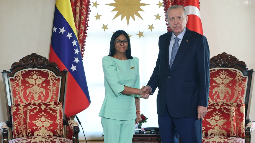 Venezuela küresel sisteme geri dönüyor: Dönüşen Türkiye-Vene