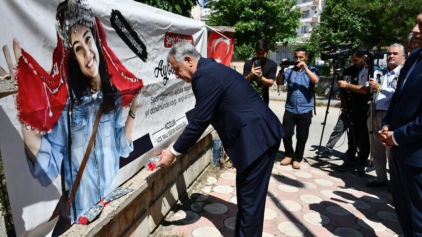 Batman'da terör saldırılarında şehit olan Aybüke öğretmen ve