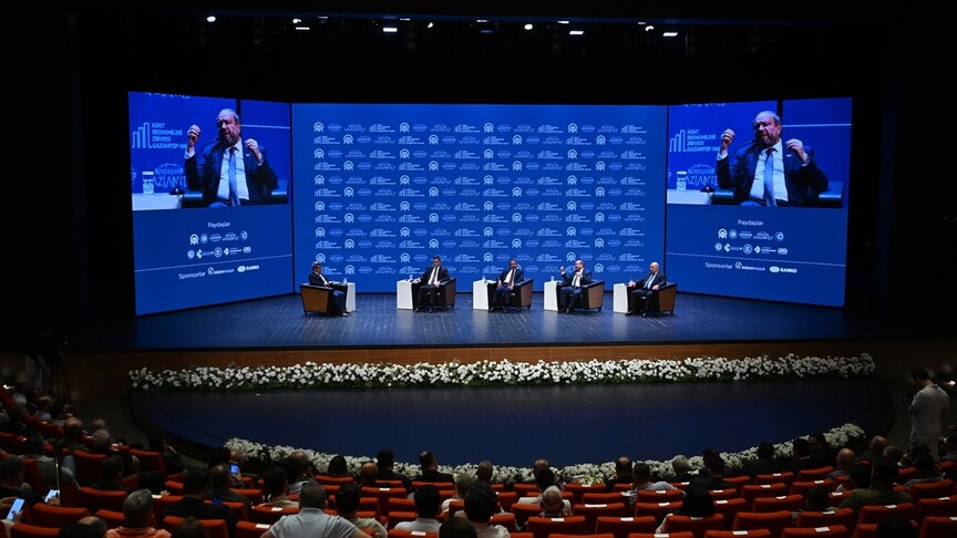 AA Kent Ekonomileri Zirvesi'nde "Yeni Dönemde Fırsatlar ve İ