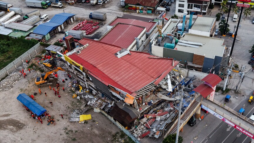 Filipinler'in Mindanao bölgesinde meydana gelen 7,8 büyüklüğündeki depremde ölü sayısı 45'e yükseldi