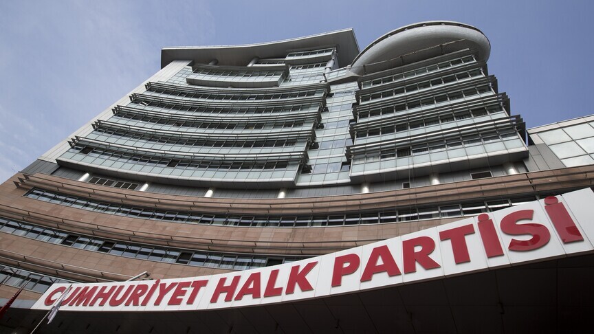 CHP, 9 milletvekilini kesin çıkarma talebiyle YDK'