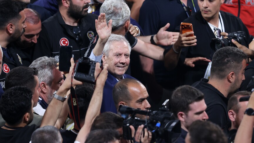Fenerbahçe Başkanı Aziz Yıldırım ve yönetim kurulu