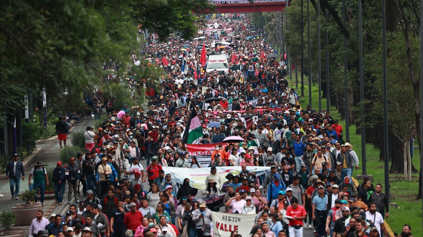 Dünya Kupası açılış maçı öncesi Mexico City'de protestolar g