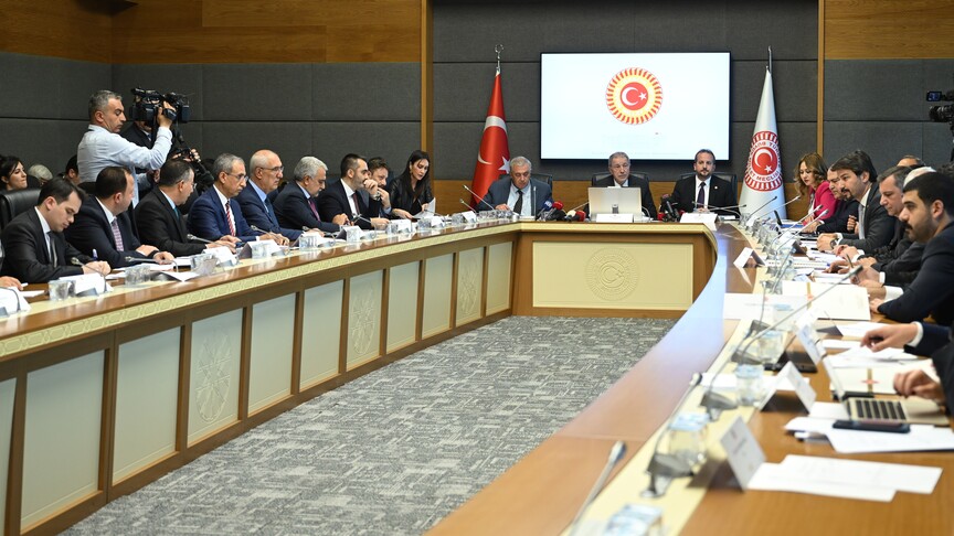 TBMM Milli Savunma Komisyonu'nda görüşülen kanun teklifi