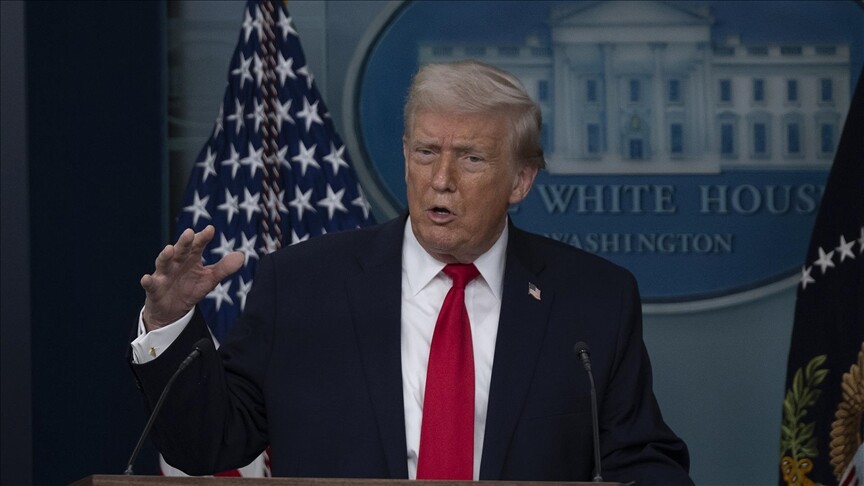 ABD Başkanı Donald Trump konuşma yaparken