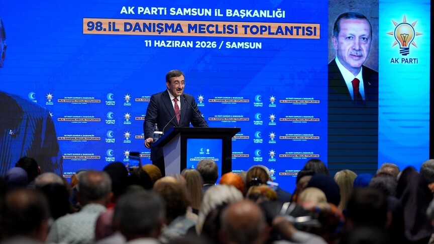 Cumhurbaşkanı Yardımcısı Cevdet Yılmaz konuşma yaparken
