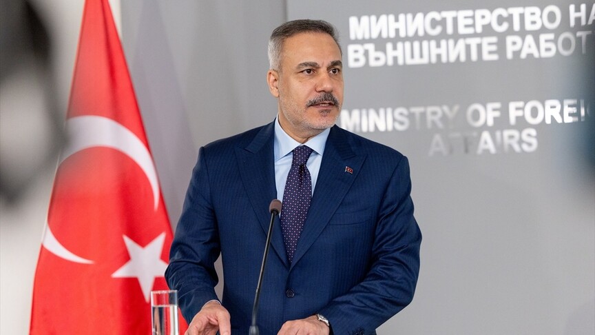 Dışişleri Bakanı Hakan Fidan, Bulgaristan'ın başkenti Sofya'da bir toplantı sırasında konuşma yapıyor.