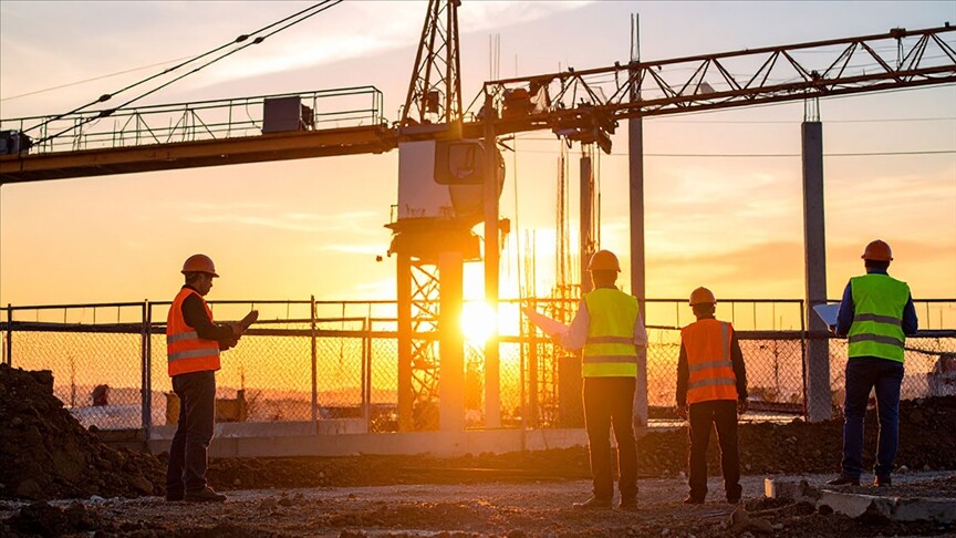 Türk müteahhitlik sektörü 2025'in ilk beş ayında 2,3 milyar dolarlık proje üstlendi