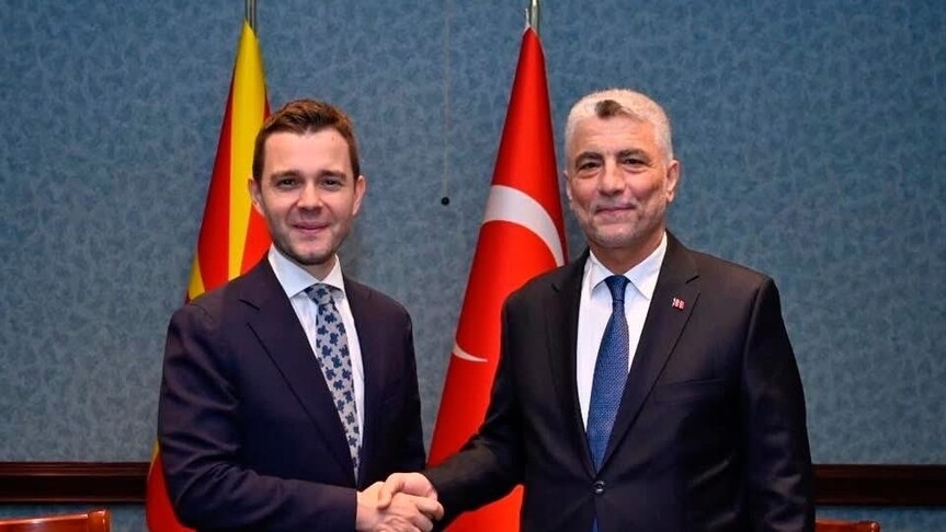 Mucunski takon na Stamboll ministrin turk të Tregtisë  diskuton rritjen e shkëmbimeve tregtare dhe investimeve