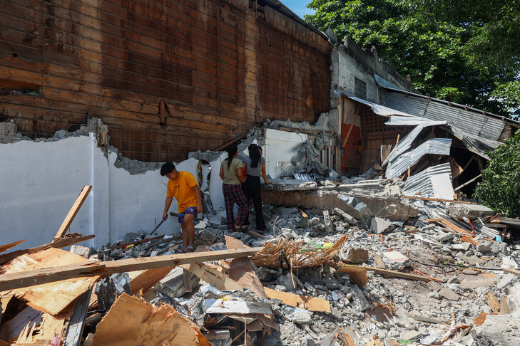 Filipine  rritet në 55 numri i viktimave nga tërmeti 7 8 ballësh
