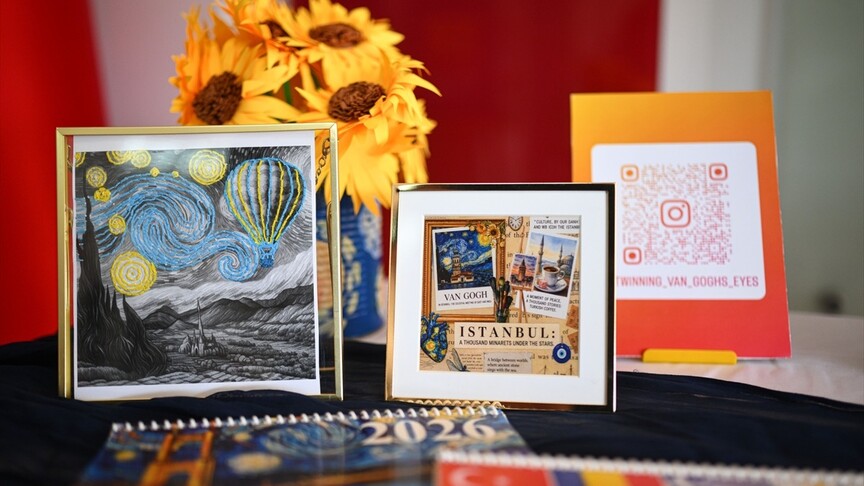Lise öğrencileri Van Gogh'u "Türkiye ve Avrupa turu"na çıkardı