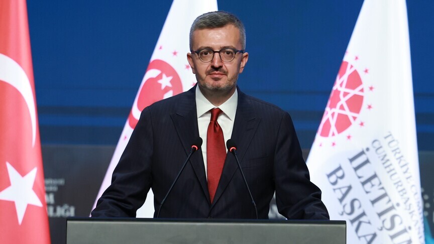 Cumhurbaşkanlığı İletişim Başkanı Burhanettin Duran açıklama yaparken.