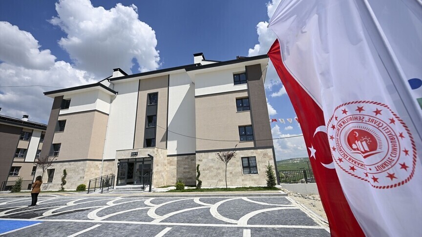 TOKİ'nin 64 ildeki 20 bin konut için açık satış kampanyası yarın başlıyor