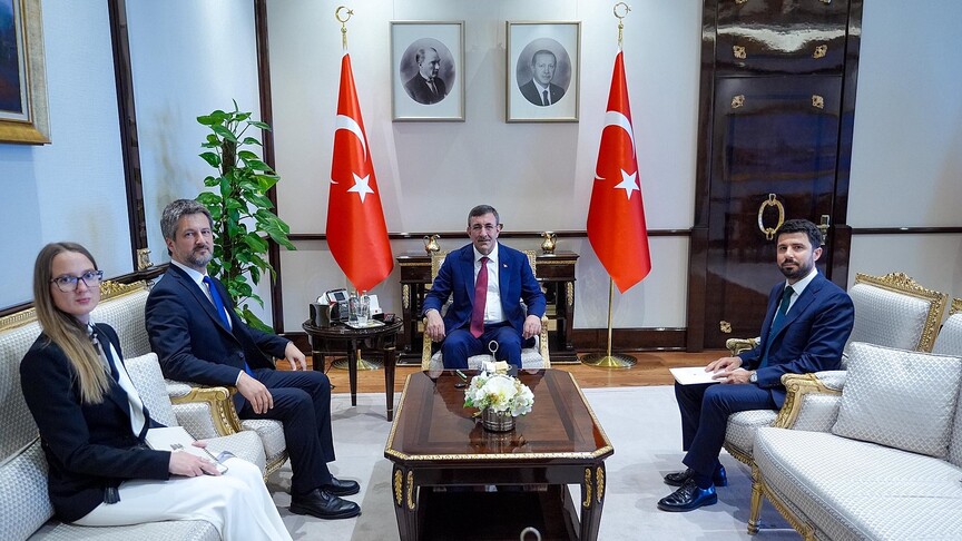 Cumhurbaşkanı Yardımcısı Yılmaz, Macaristan'ın Ankara Büyükelçisi Matis'i kabul etti