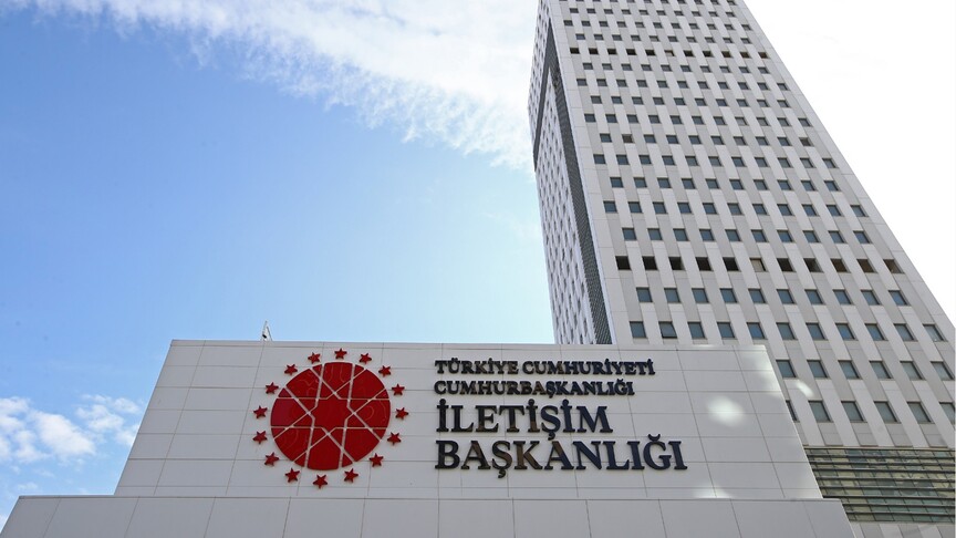 Devlet Malzeme Ofisi (DMM) logosu ve siber güvenlik temalı bir görsel.