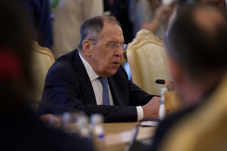 Lavrov paralajmëron sulme masive të rregullta pas sulmit ukrainas me dronë në Moskë