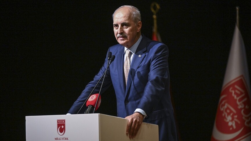 TBMM Başkanı Numan Kurtulmuş konuşma yaparken