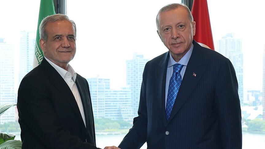 Cumhurbaşkanı Recep Tayyip Erdoğan ve İran Cumhurbaşkanı Mesud Pezeşkiyan