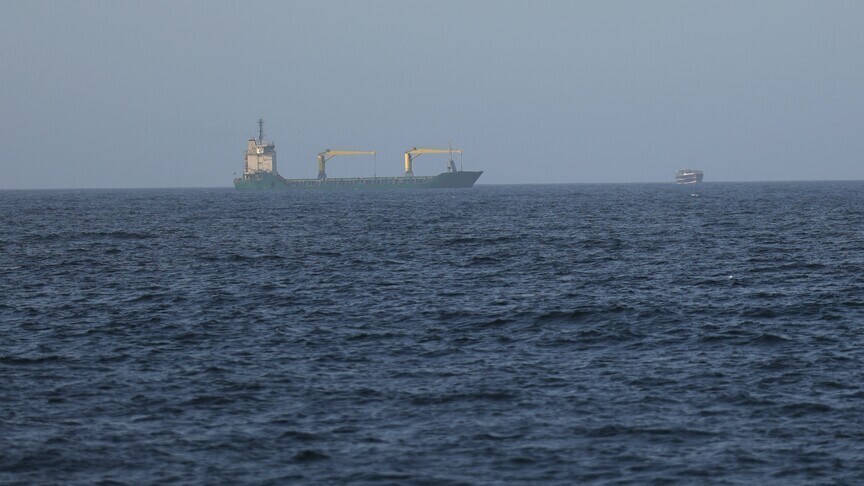 Strait of Hormuz tensions trigger suspected transboundary oil spill reaching Pakistan