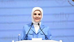 Bakan Göktaş: Kadınları, geleceği inşa eden öncüler olarak görüyoruz