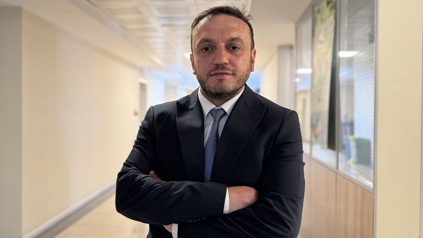 Doç. Dr. Faik Tanrıkulu, Türkiye'nin eğitimdeki ilerlemesini değerlendiriyor