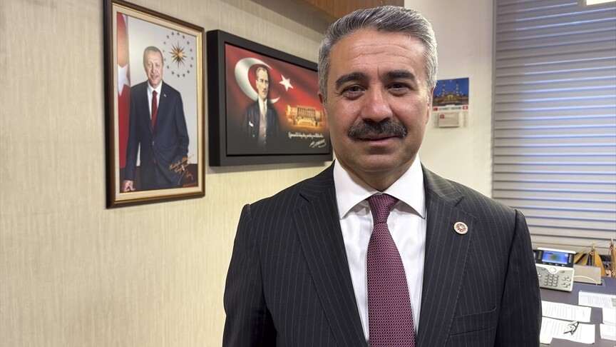 TBMM'de cezaevleri koşullarının iyileştirilmesine yönelik çalışmalar hakkında açıklama yapan Alt Komisyon Başkanı Mustafa Alkayış.