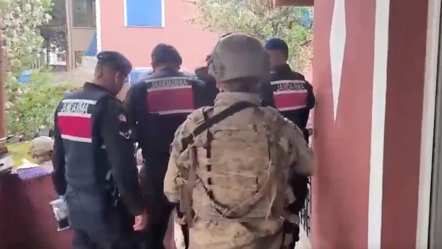 Polis ekiplerinin uyuşturucu operasyonu