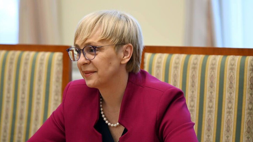 Slovenya Cumhurbaşkanı Natasa Pirc Musar konuşma yaparken