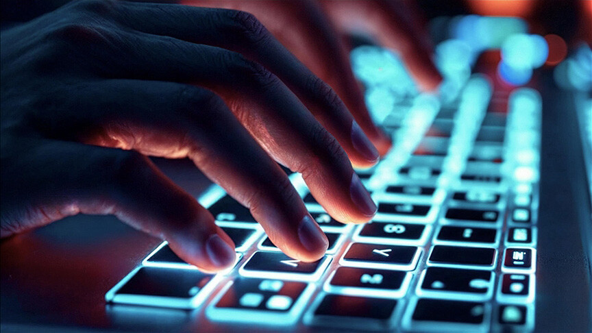 Yapay zekayla oluşturulan sahte ünlü reklamları dolandırıcılık tuzağına dönüşüyor