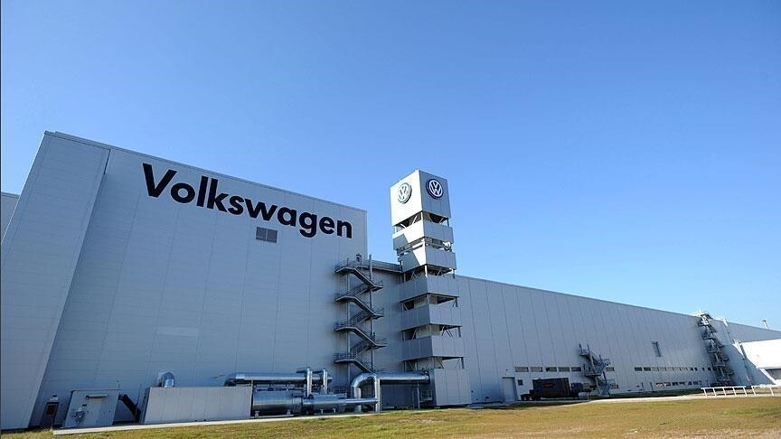 Gjermania synon të parandalojë mbylljen e fabrikave të Volkswagenit