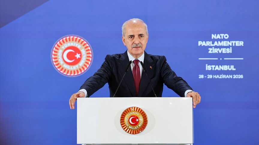 TBMM Başkanı Numan Kurtulmuş konuşma yaparken