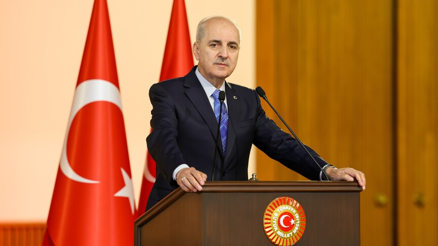 TBMM Başkanı Numan Kurtulmuş konuşma yaparken