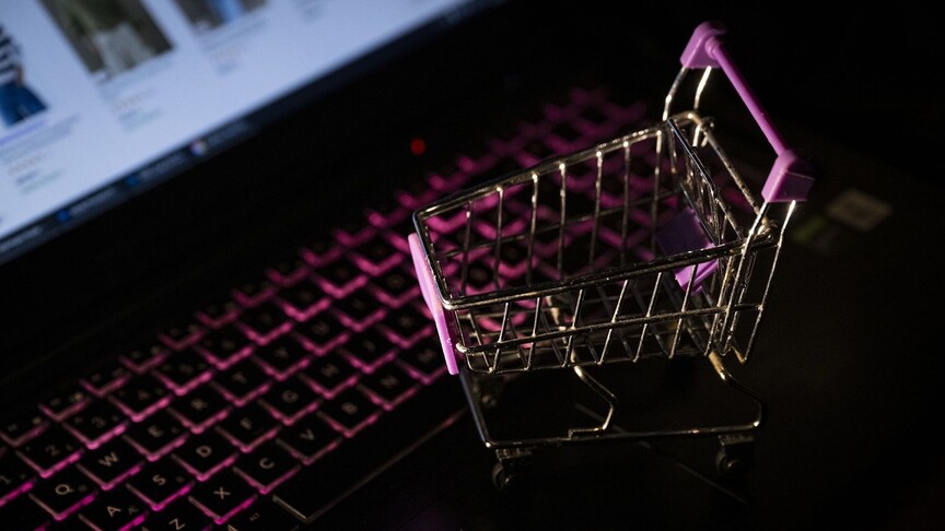AB'den düşük değerli e-ticaret gönderilerine 3 avro gümrük vergisi