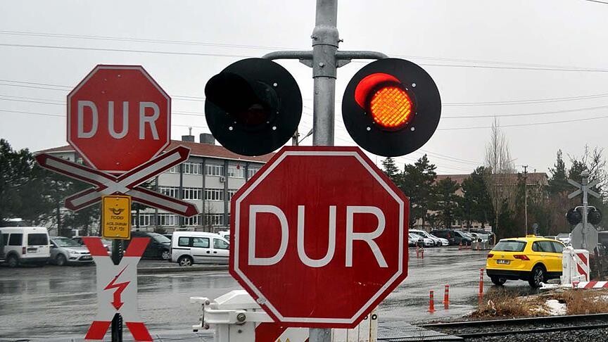 Ulaştırma ve Altyapı Bakanı Abdulkadir Uraloğlu