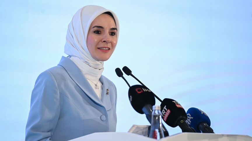 Aile ve Sosyal Hizmetler Bakanı Mahinur Özdemir Göktaş