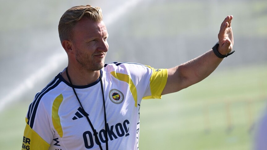 Fenerbahçe yardımcı antrenörü Dirk Kuyt