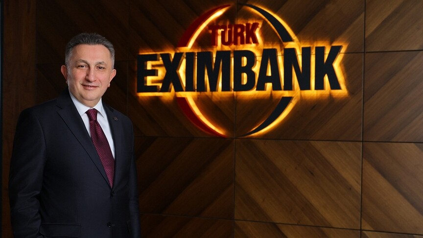 Türk Eximbank binası ve finansal grafikler