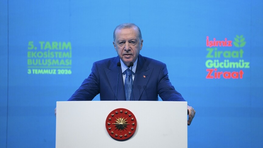 Cumhurbaşkanı Recep Tayyip Erdoğan konuşma yaparken