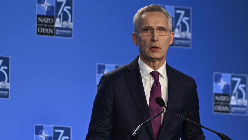 Eski NATO Genel Sekreteri Jens Stoltenberg konuşma yaparken