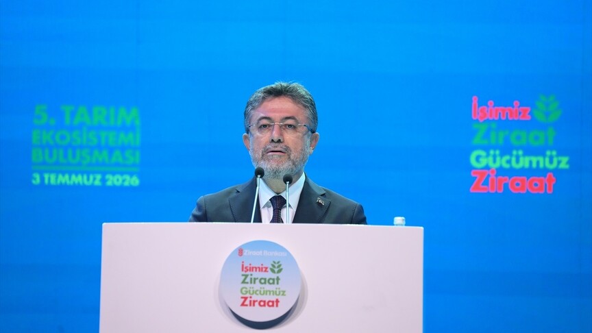 Tarım ve Orman Bakanı İbrahim Yumaklı konuşma yaparken