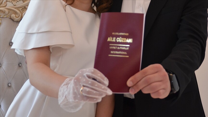 Aile ve Sosyal Hizmetler Bakanı Mahinur Özdemir Göktaş'ın açıklamalarıyla ilgili bir görsel.