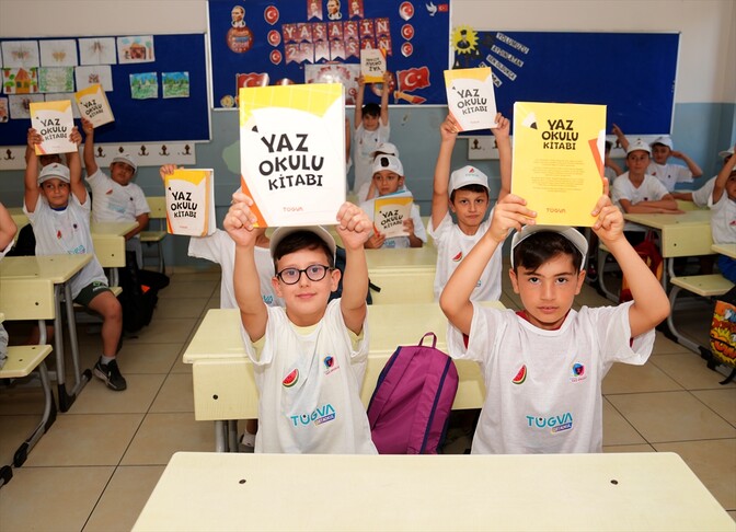 TÜGVA Yaz Okulu 81 ilde 550 bin başvuruyla başladı haber görseli