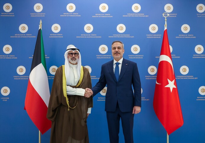 Kryediplomatët e Turqisë dhe Kuvajtit takohen në Ankara