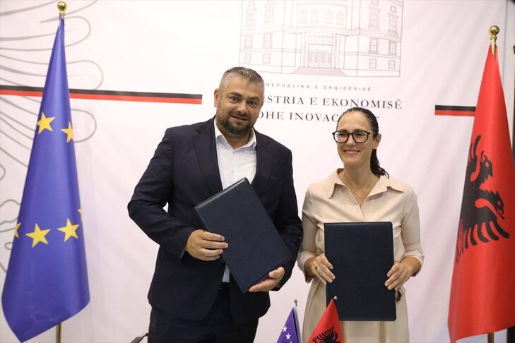 Kosova dhe Shqipëria me marrëveshje për lehtësimin e punësimit të qytetarëve të të dyja shteteve