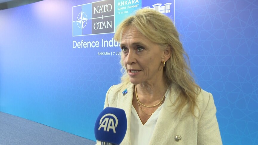İzlanda Dışişleri Bakanı Gunnarsdottir: Türkiye'nin savunma sektöründeki performansı örnek teşkil ediyor haber görseli