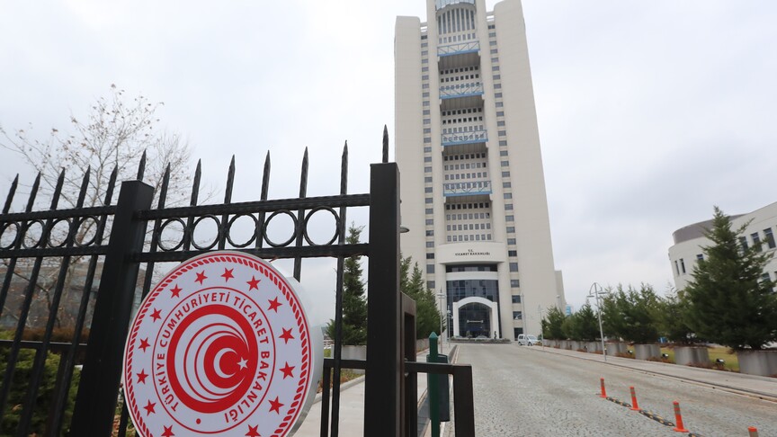 Dış ticaret mevzuatına aykırı davranan firmalara 6 ayda 8,3 milyar liralık ceza haber görseli