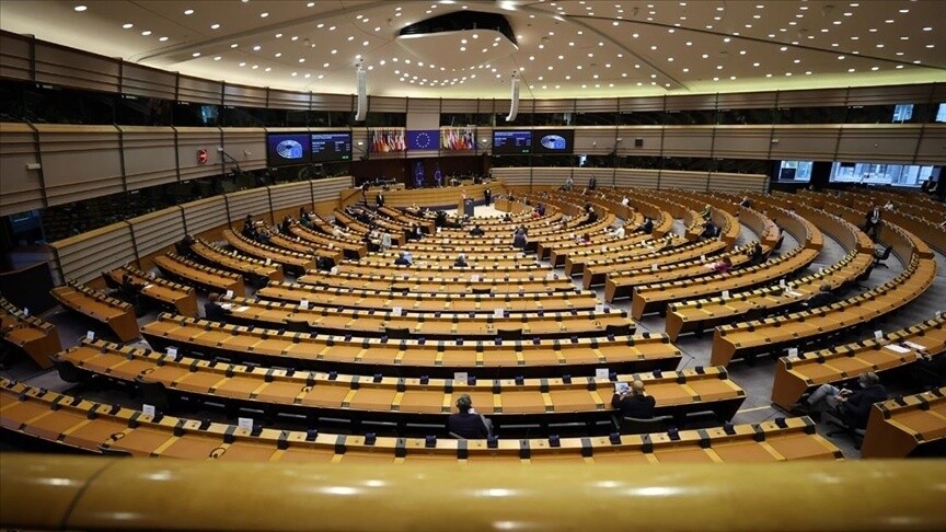 AP, aşırı sağcı ESN partisinin AB değerlerine uyumunun incelenmesini istedi haber görseli