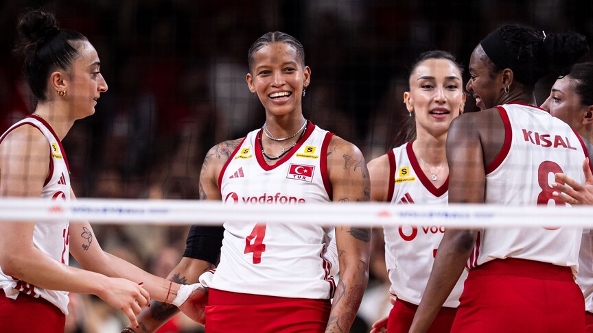 A Milli Kadın Voleybol Takımı, Polonya'yı 3-1 mağlup etti haber görseli