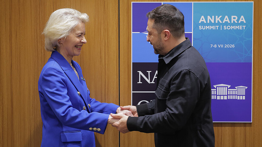 AB Komisyonu Başkanı von der Leyen, Ukrayna Devlet Başkanı Zelenskiy ile görüştü haber görseli