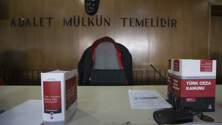 Konya'da eski eş cinayeti davasında ağırlaştırılmış müebbet talebiyle ilgili haber görseli.